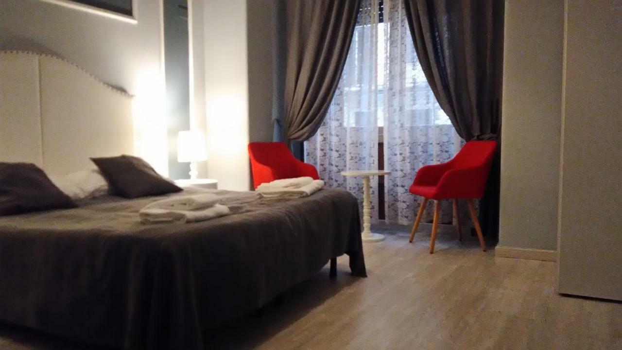 Magnolia Hotell Valmontone Eksteriør bilde